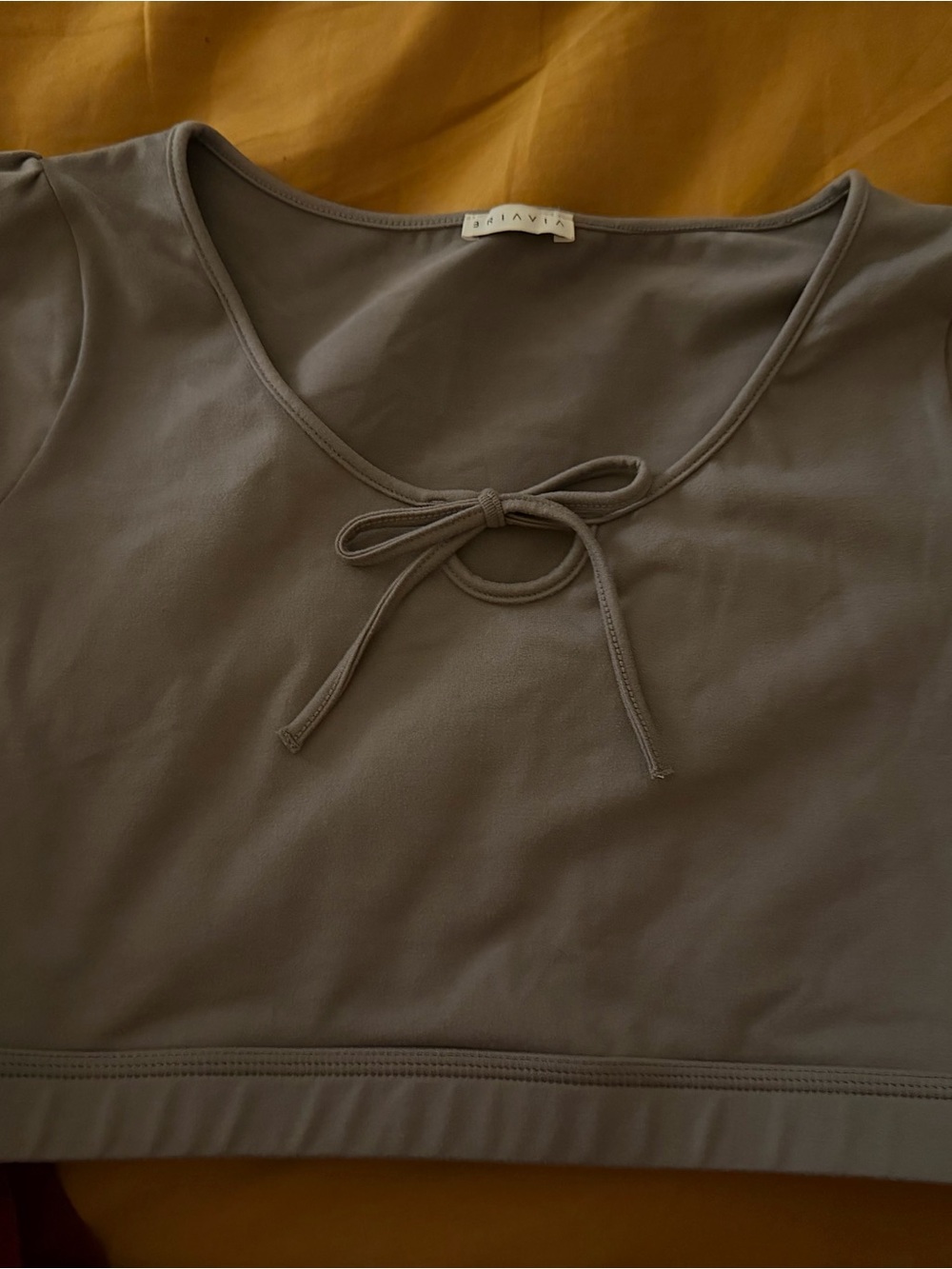 Briavia Scoop-Neck Bow-Front Sports Crop